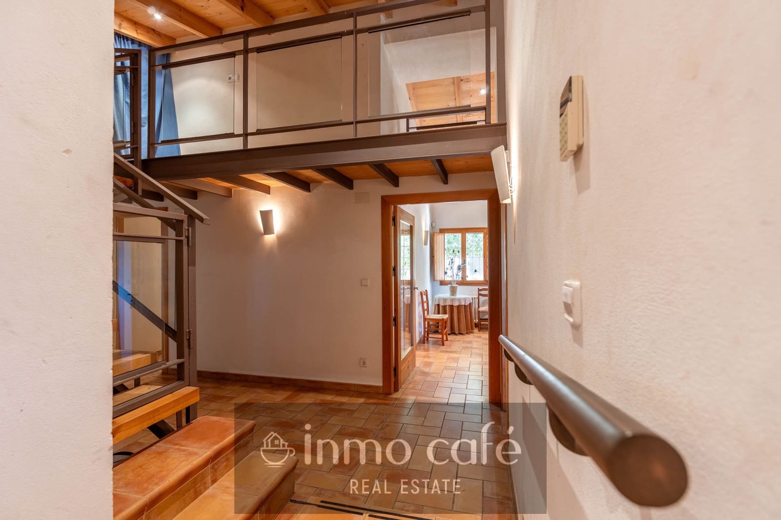 4 bedroom Finca/Country House for sale in Fontanars dels Alforins - € 2,200,000 (Ref: 9866173)