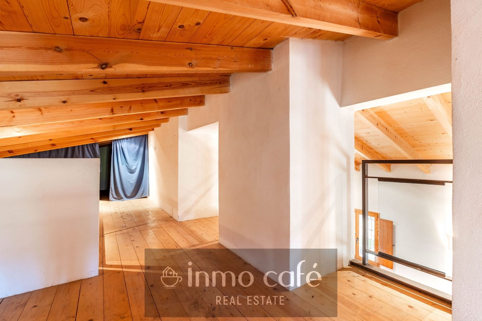 4 bedroom Finca/Country House for sale in Fontanars dels Alforins - € 2,200,000 (Ref: 9866173)