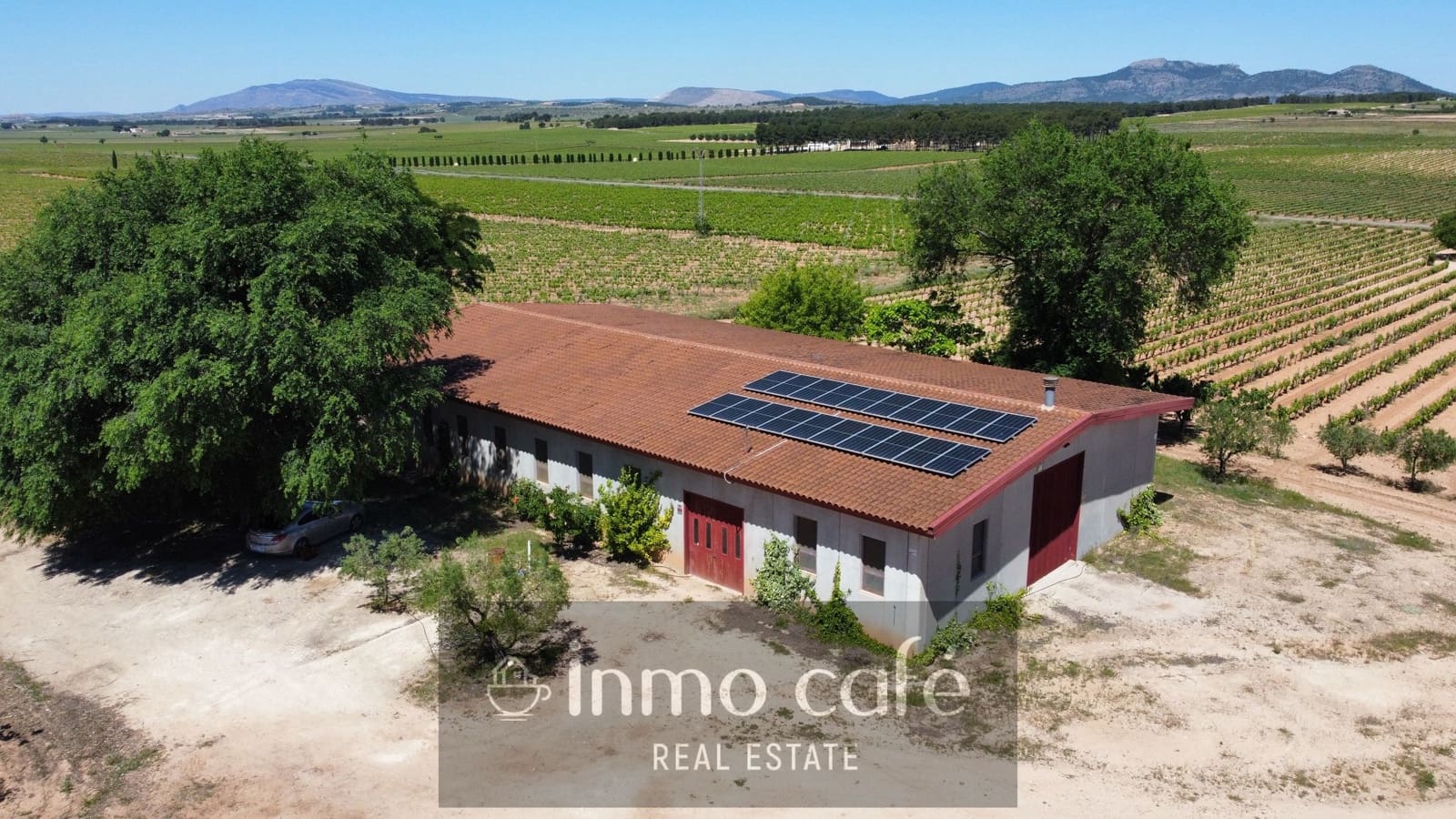 4 bedroom Finca/Country House for sale in Fontanars dels Alforins - € 2,200,000 (Ref: 9866173)