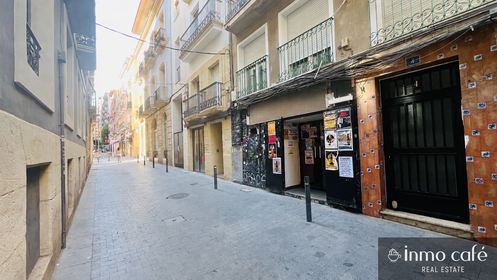 Commercieel te koop in Alicante stad - € 110.000 (Ref: 9867273)