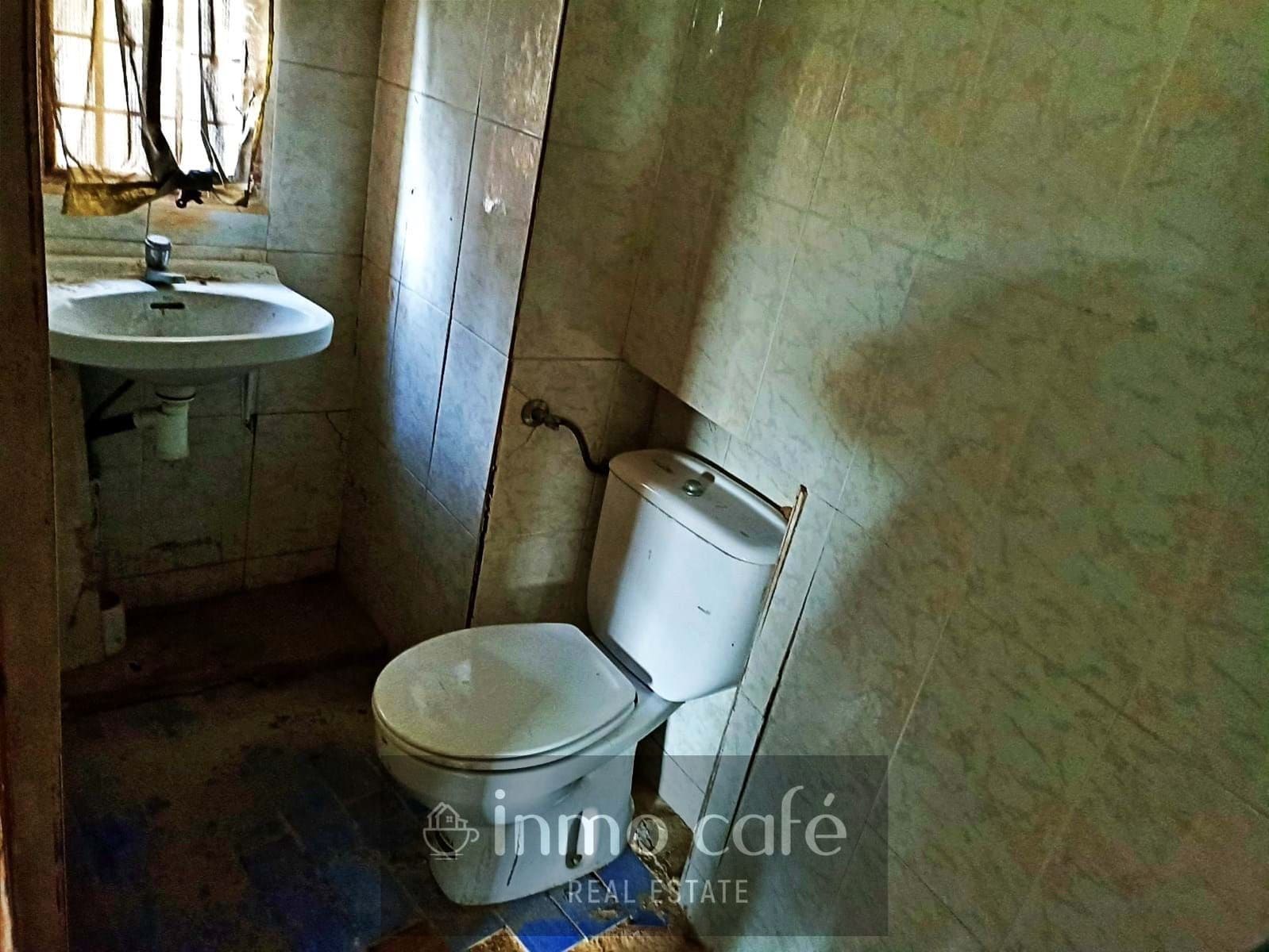 1 bedroom Townhouse for sale in Biar - € 75,000 (Ref: 9893154)