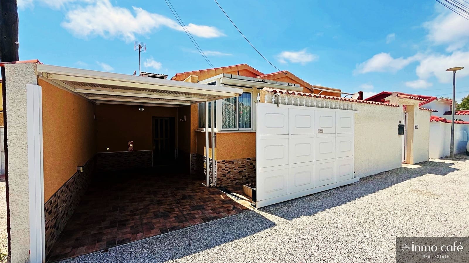 3 soverom Hus til salgs i San Fulgencio med svømmebasseng - € 200 000 (Ref: 9897475)