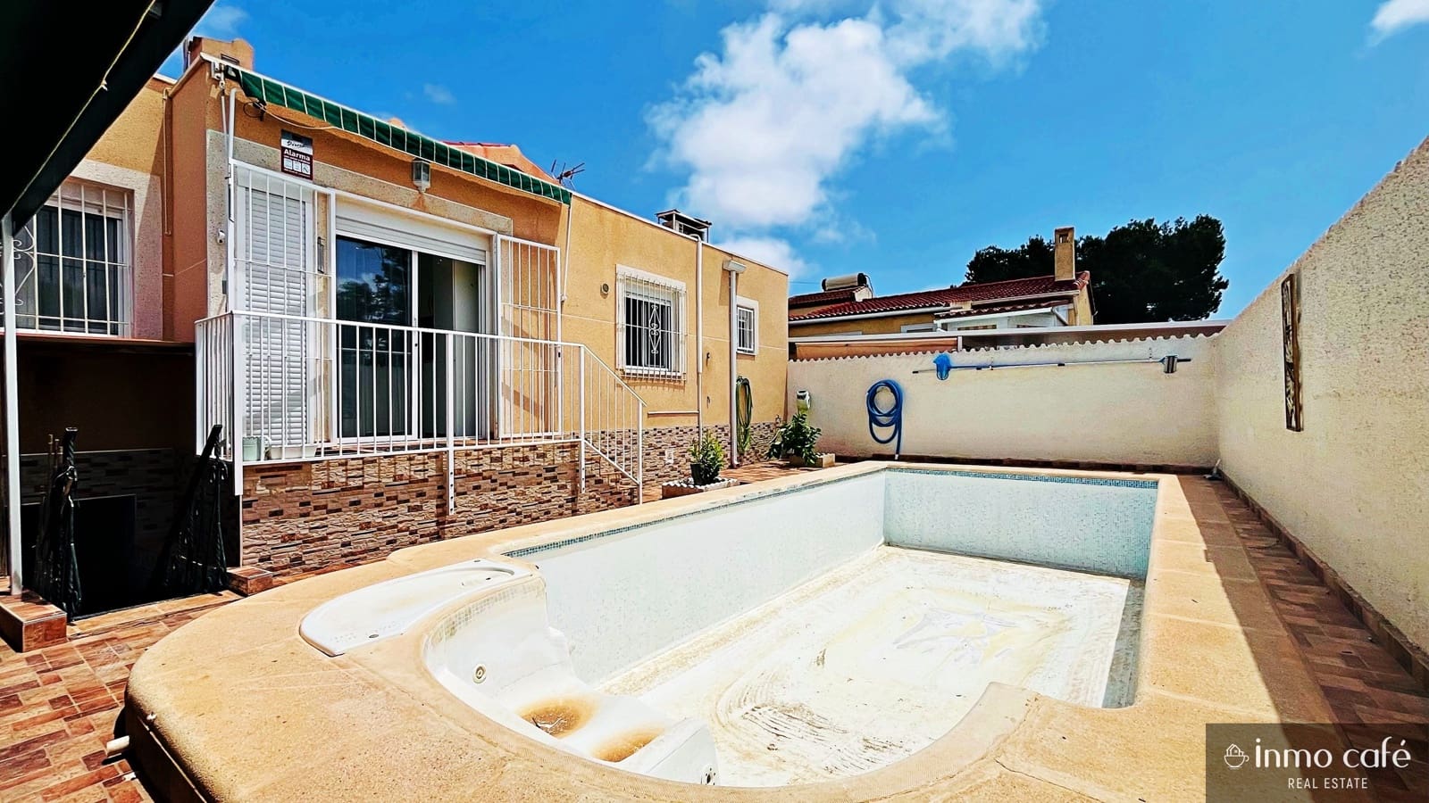 3 soverom Hus til salgs i San Fulgencio med svømmebasseng - € 200 000 (Ref: 9897475)