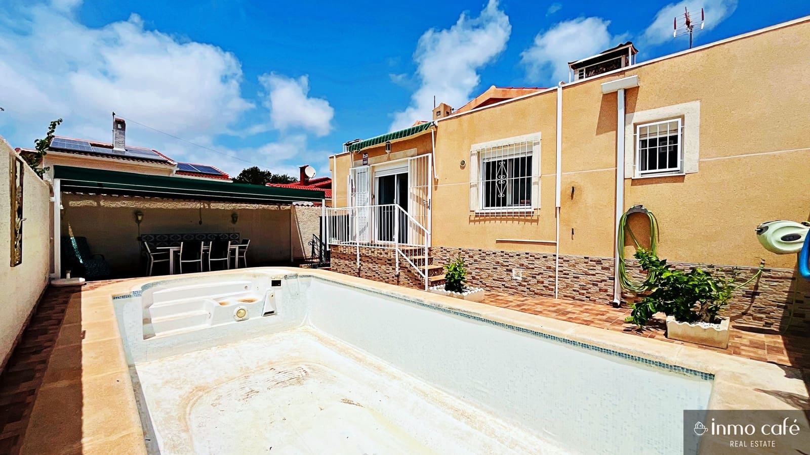 3 soverom Hus til salgs i San Fulgencio med svømmebasseng - € 200 000 (Ref: 9897475)