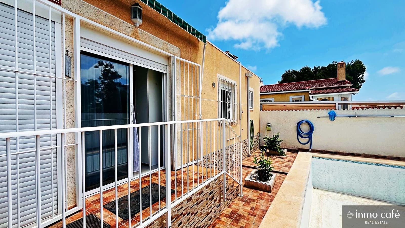 3 soverom Hus til salgs i San Fulgencio med svømmebasseng - € 200 000 (Ref: 9897475)