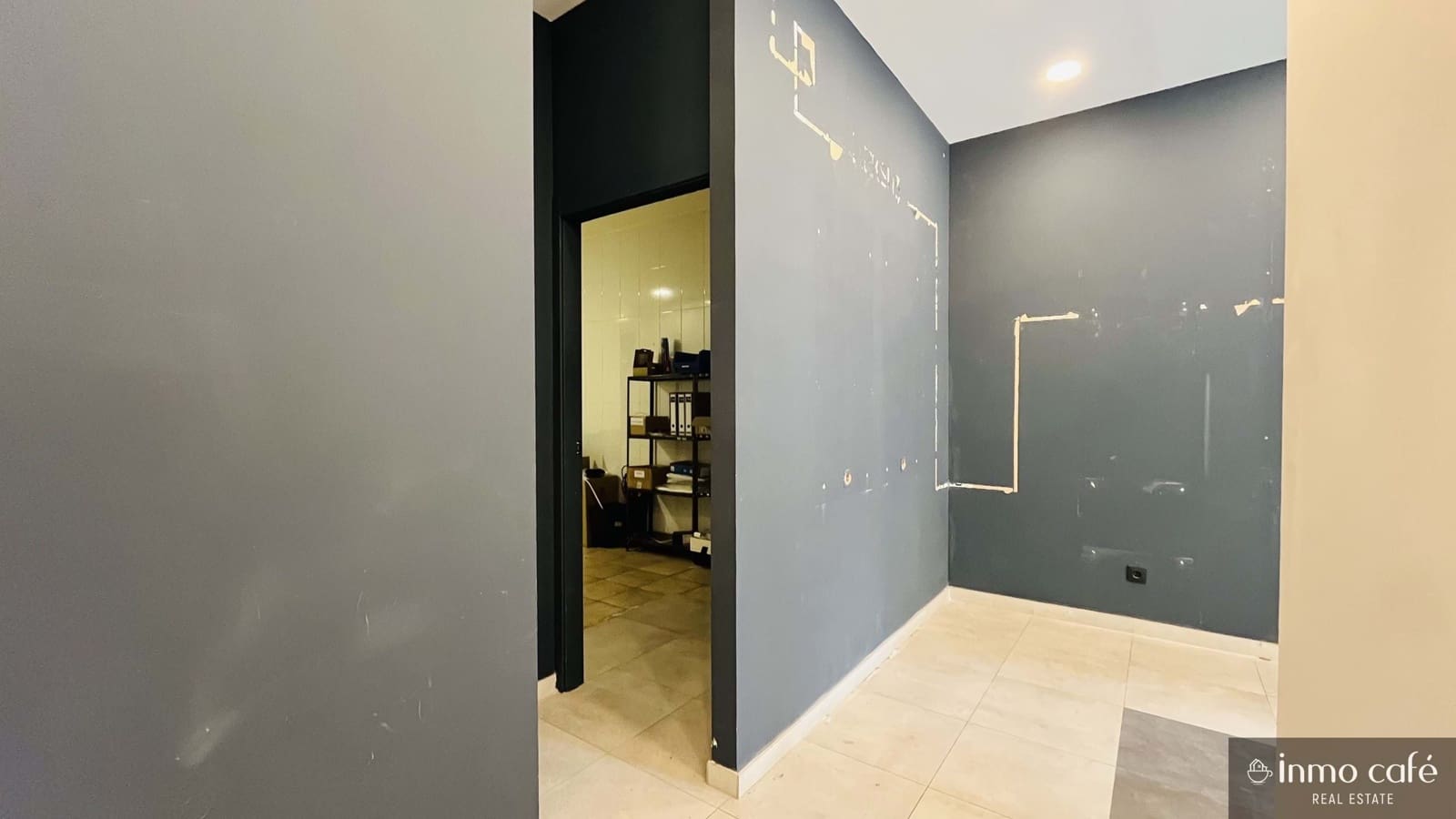 Local Commercial à louer à Villena - 1 500 € (Ref: 9898569)