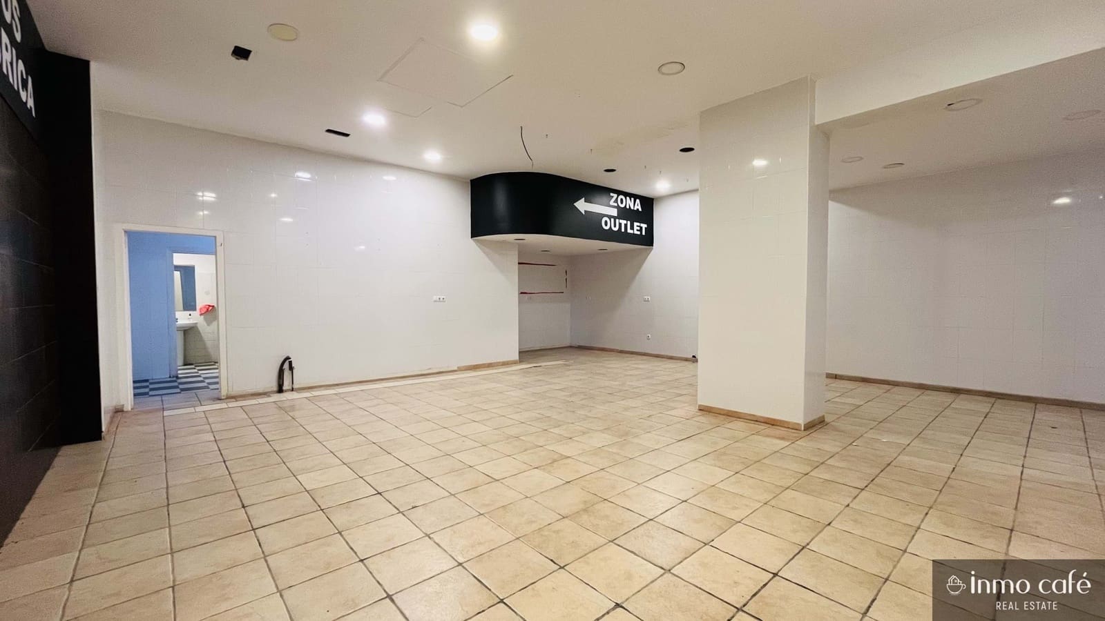 Local Commercial à louer à Villena - 1 500 € (Ref: 9898569)