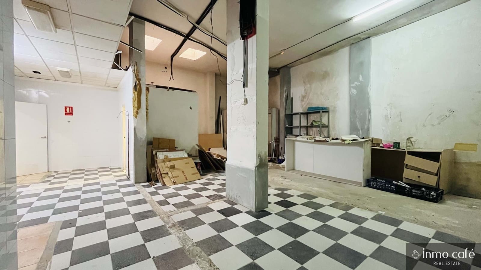 Local Commercial à louer à Villena - 1 500 € (Ref: 9898569)