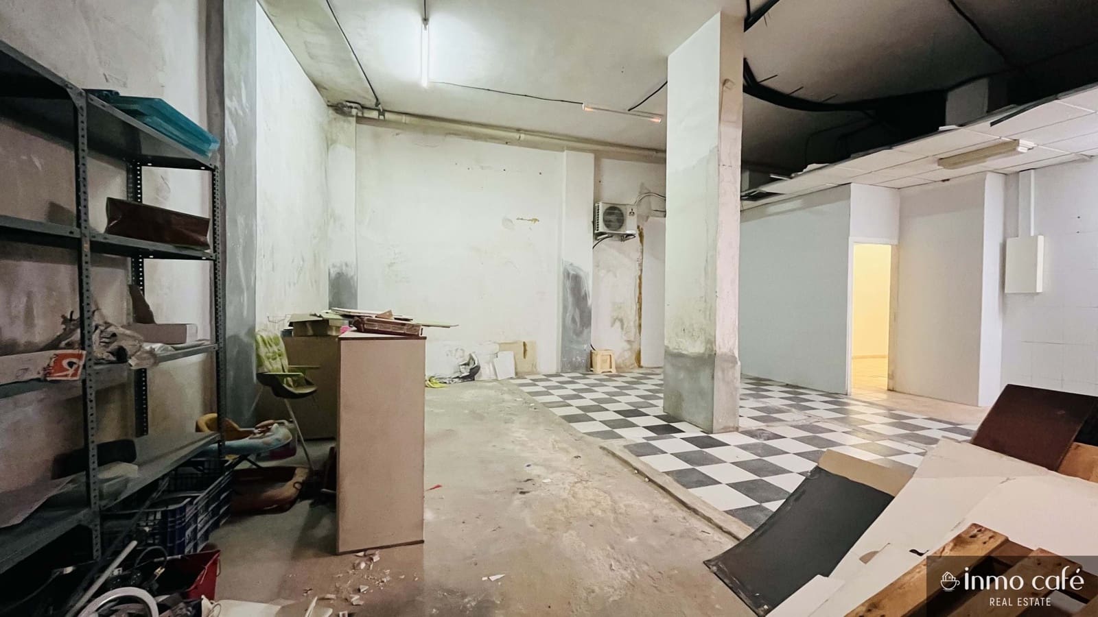 Local Commercial à louer à Villena - 1 500 € (Ref: 9898569)