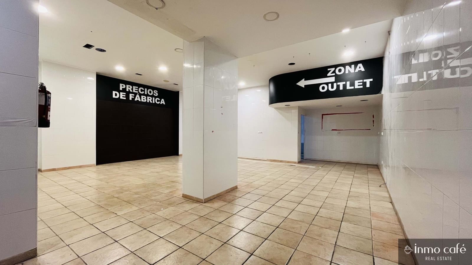 Local Commercial à louer à Villena - 1 500 € (Ref: 9898569)