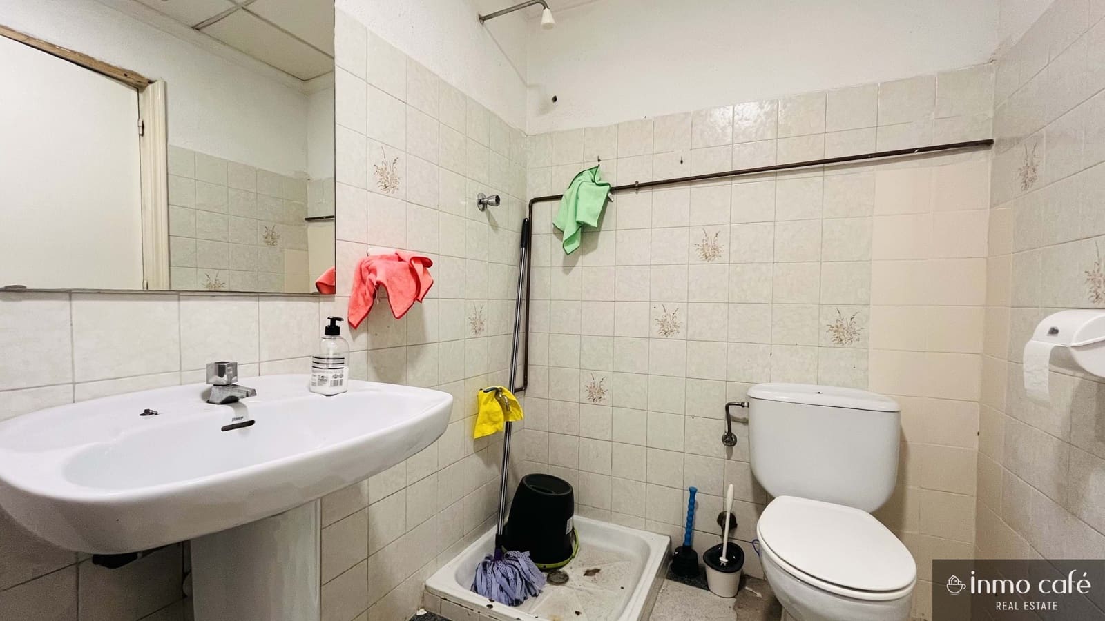 Local Commercial à louer à Villena - 1 500 € (Ref: 9898569)