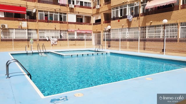Apartamento de 1 habitación en Torrevieja en venta con piscina - 127.000 € (Ref: 9914019)