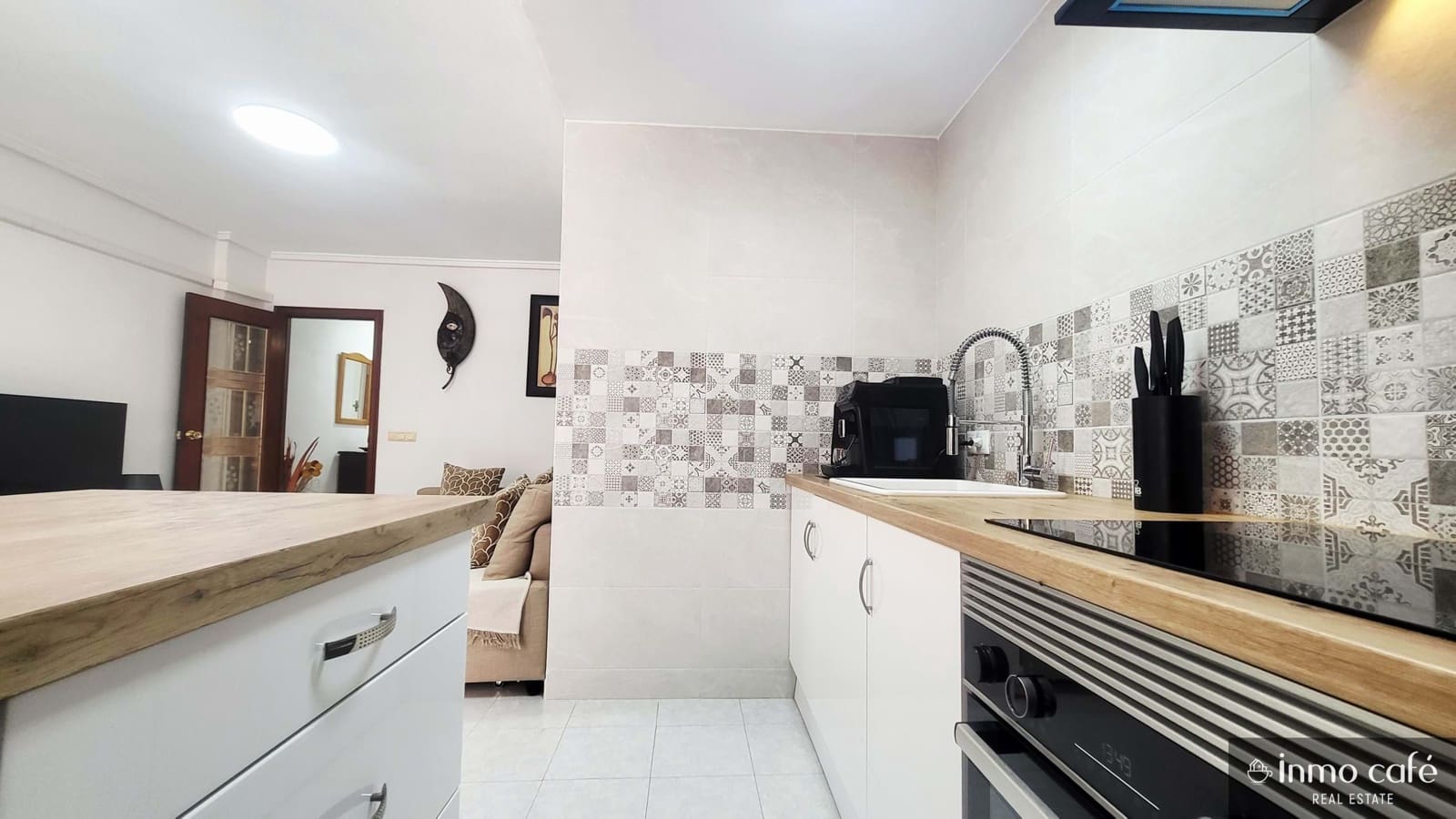 1 soverom Leilighet til salgs i Torrevieja med svømmebasseng - € 127 000 (Ref: 9914019)