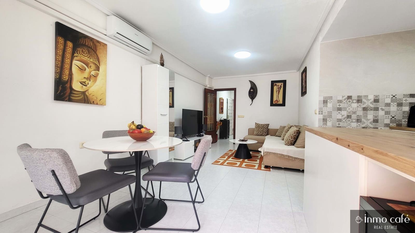 1 soverom Leilighet til salgs i Torrevieja med svømmebasseng - € 127 000 (Ref: 9914019)