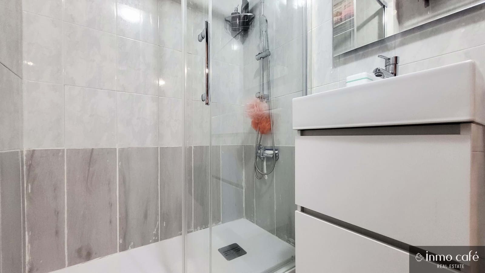 1 soverom Leilighet til salgs i Torrevieja med svømmebasseng - € 127 000 (Ref: 9914019)