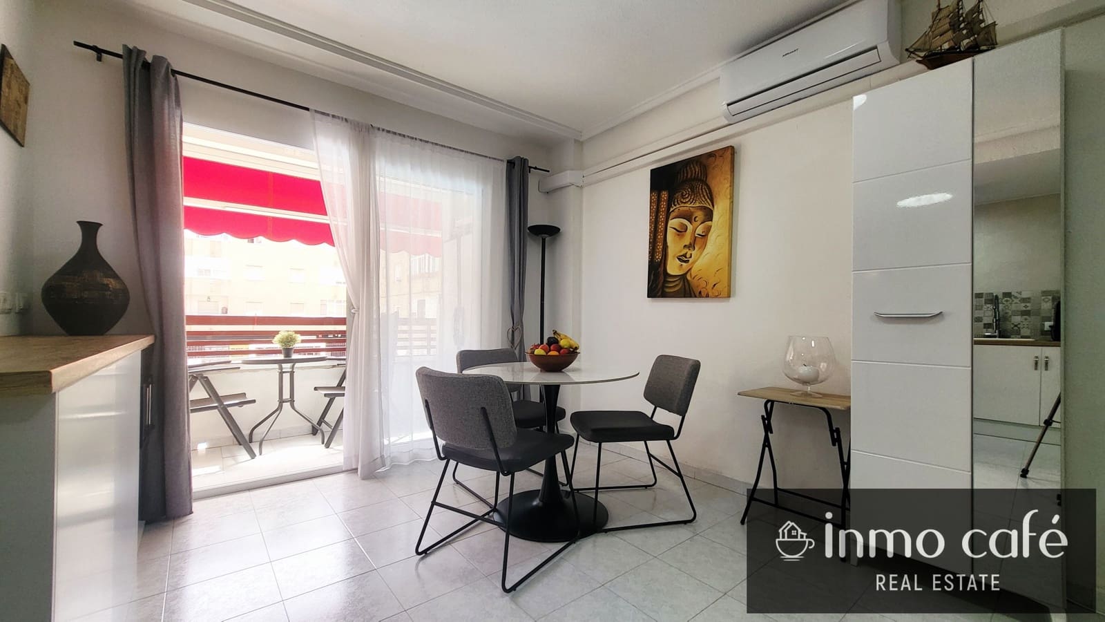 1 bedroom Apartment for sale in Torrevieja with pool - € 127,000 (Ref: 9914019)