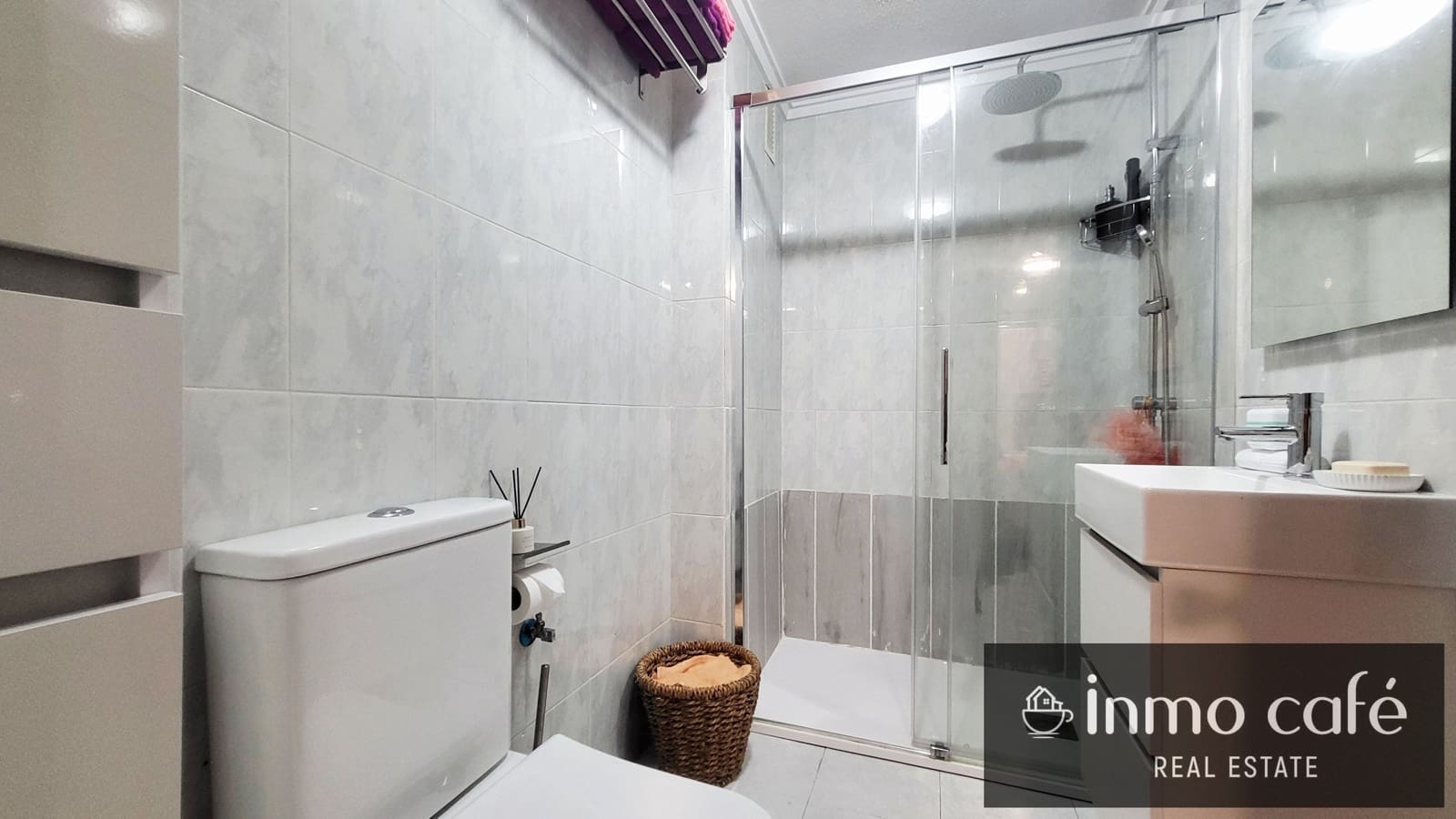 1 bedroom Apartment for sale in Torrevieja with pool - € 127,000 (Ref: 9914019)