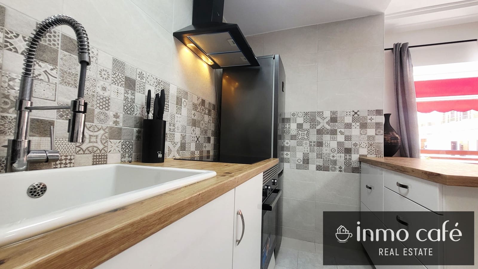 1 bedroom Apartment for sale in Torrevieja with pool - € 127,000 (Ref: 9914019)