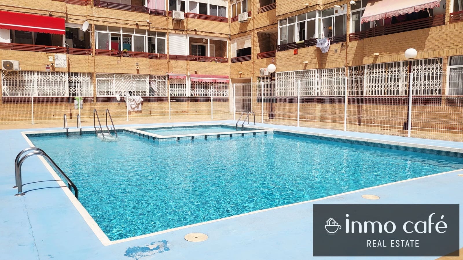 1 bedroom Apartment for sale in Torrevieja with pool - € 127,000 (Ref: 9914019)