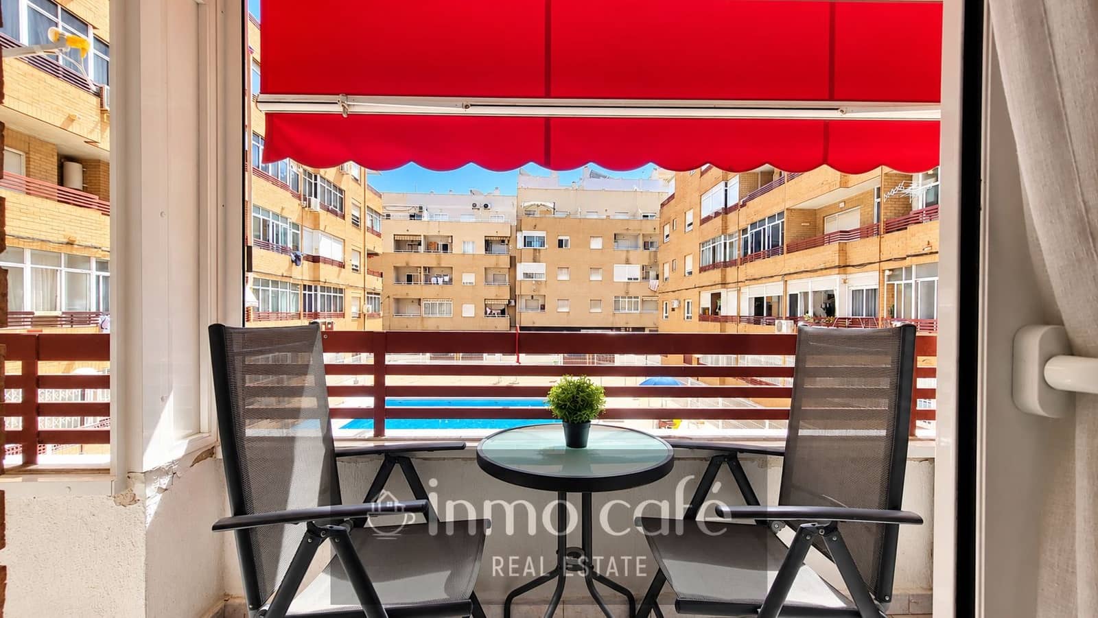 1 bedroom Apartment for sale in Torrevieja with pool - € 127,000 (Ref: 9914019)