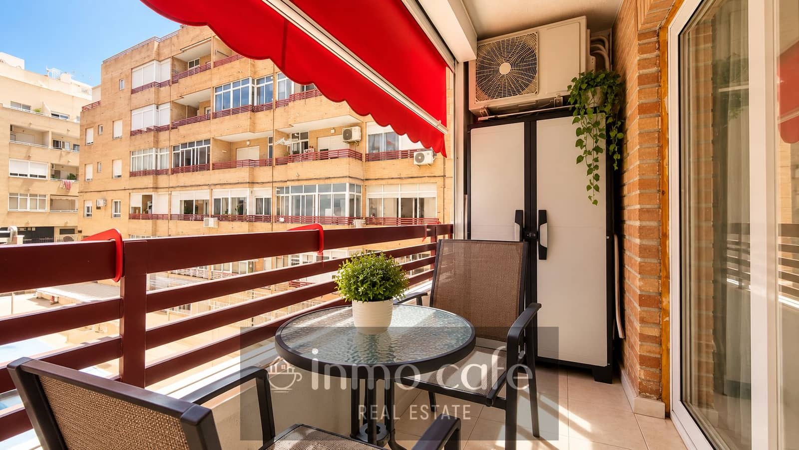 1 bedroom Apartment for sale in Torrevieja with pool - € 127,000 (Ref: 9914019)