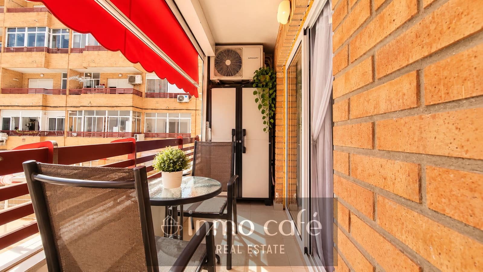 1 bedroom Apartment for sale in Torrevieja with pool - € 127,000 (Ref: 9914019)