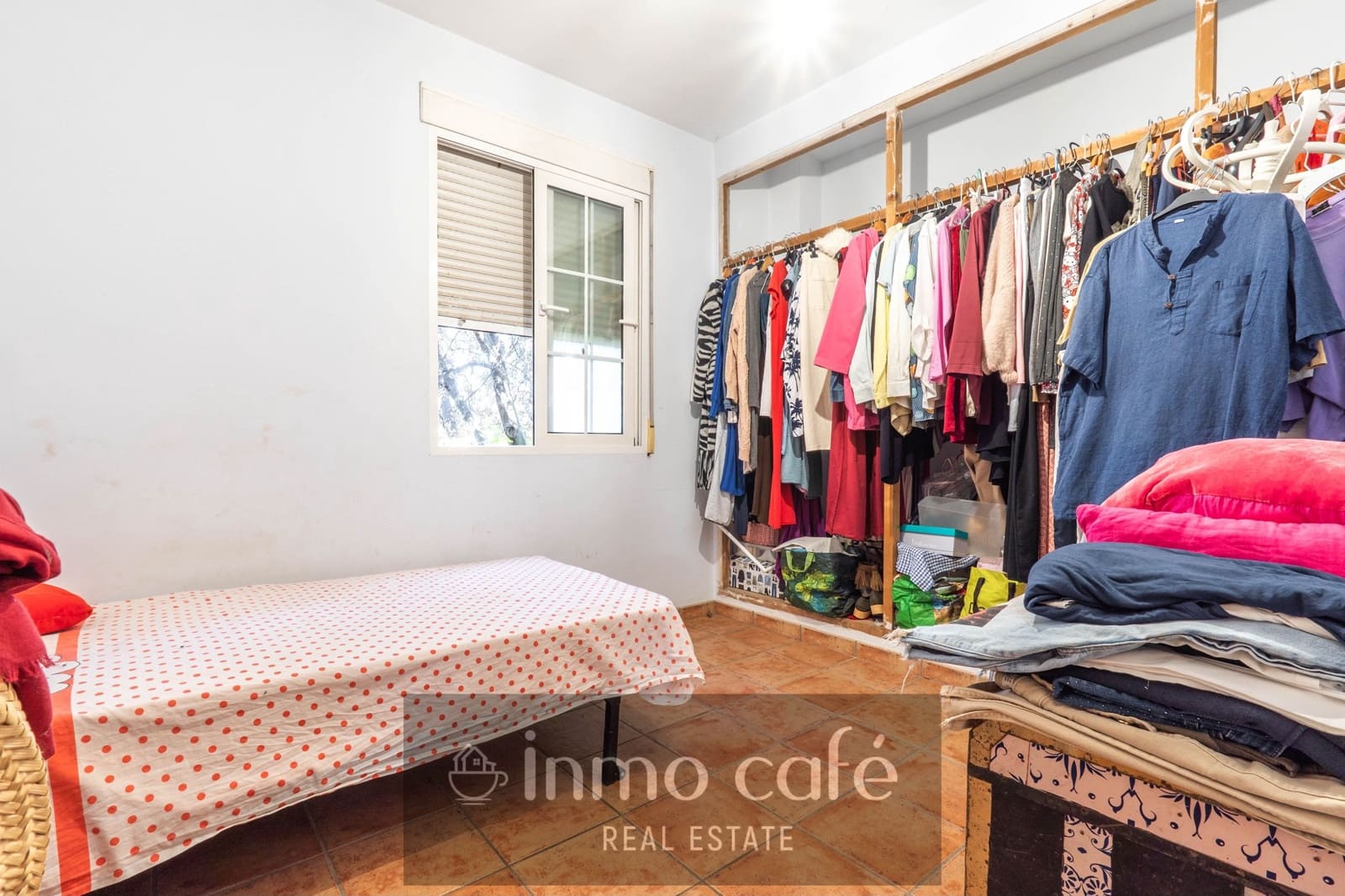2 bedroom Finca/Country House for sale in Canals - € 199,000 (Ref: 9914020)