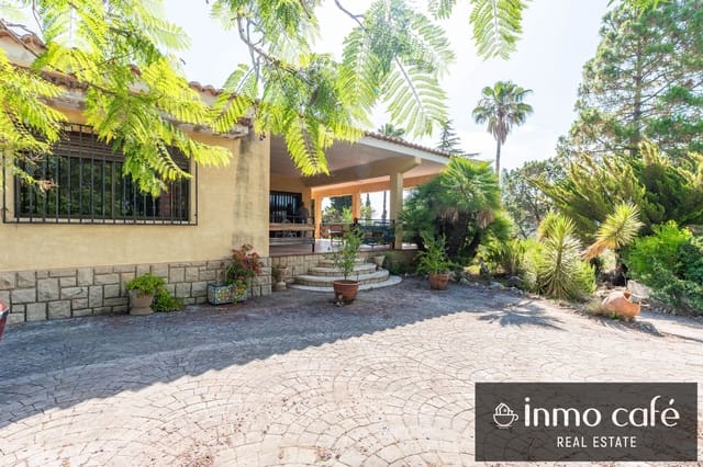 4 soveværelse Villa til salg i Montesa med swimmingpool - € 467.000 (Ref: 9937455)