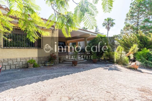4 quarto Moradia para venda em Montesa com piscina - 440 000 € (Ref: 9937455)