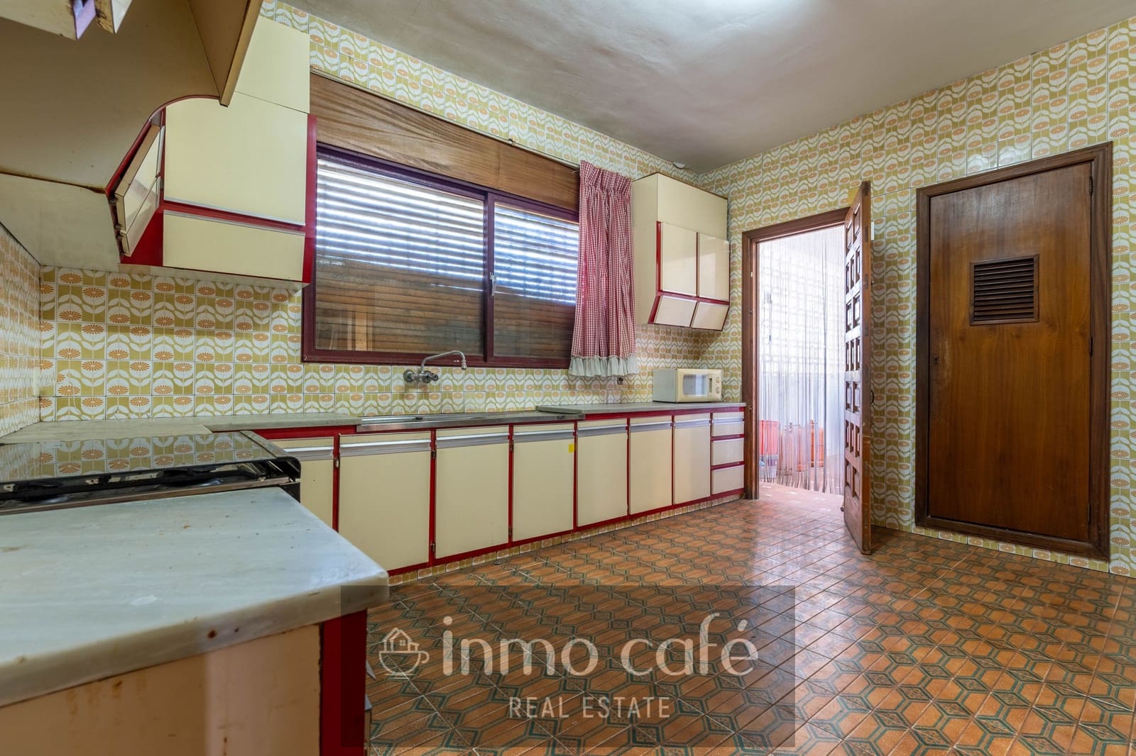4 soveværelse Villa til salg i Montesa med swimmingpool garage - € 440.000 (Ref: 9937455)