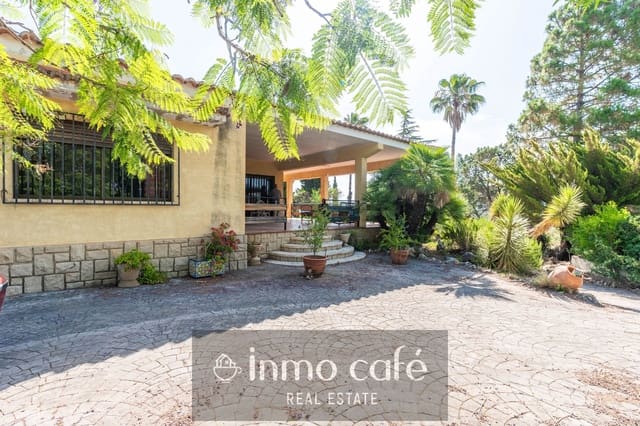 4 sovrum Villa till salu i Montesa med pool - 440 000 € (Ref: 9937455)