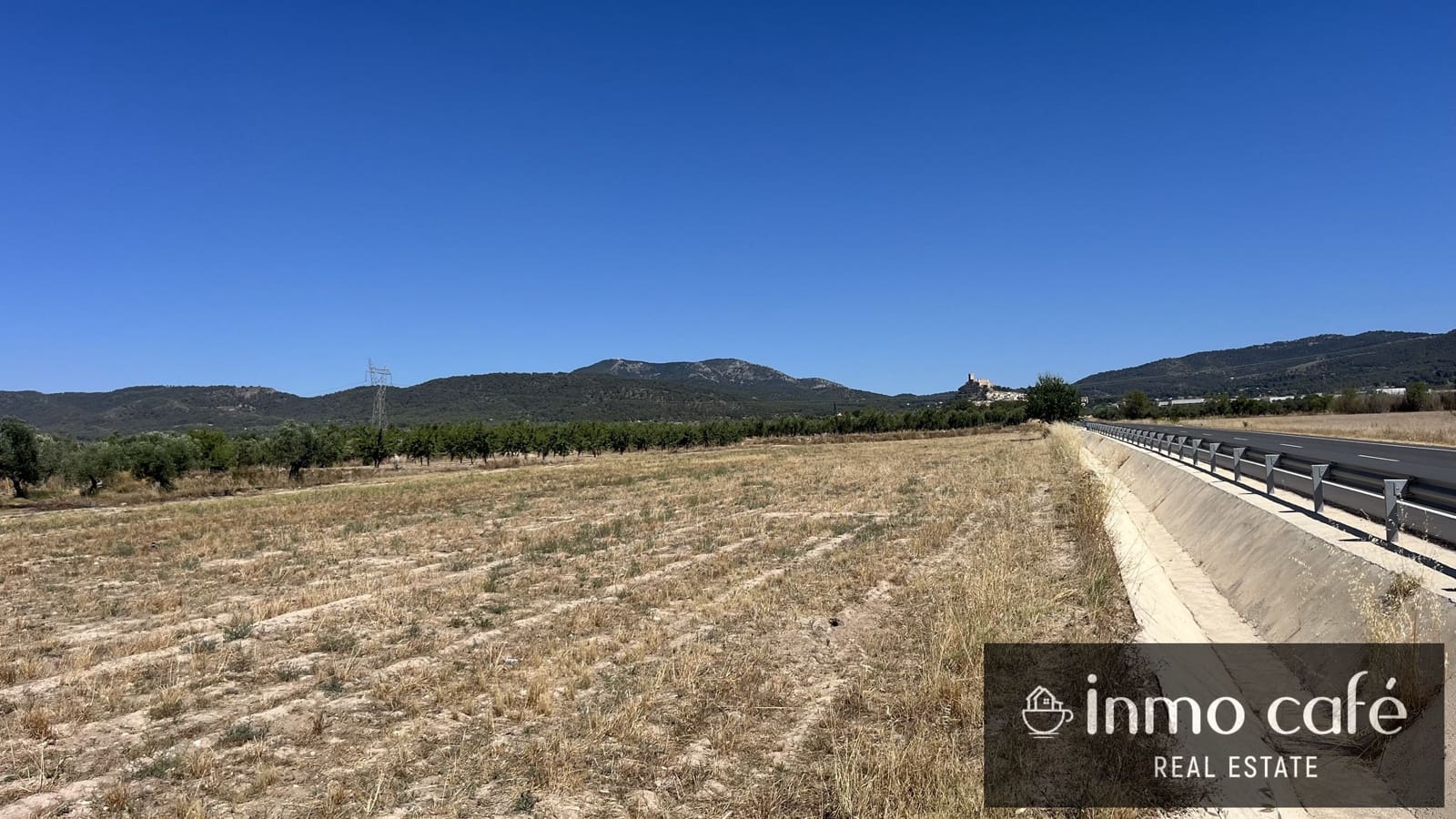 Undeveloped Land for sale in Biar - € 16,000 (Ref: 9961029)