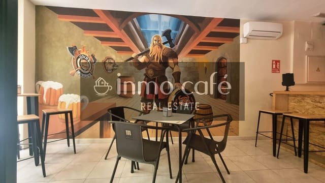 Kommersiell til salgs i Alicante by med garasje - € 123 000 (Ref: 9979158)