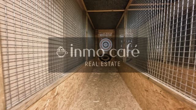 Kommersiell til salgs i Alicante by med garasje - € 123 000 (Ref: 9979158)