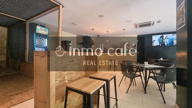 Kommersiell til salgs i Alicante by med garasje - € 123 000 (Ref: 9979158)