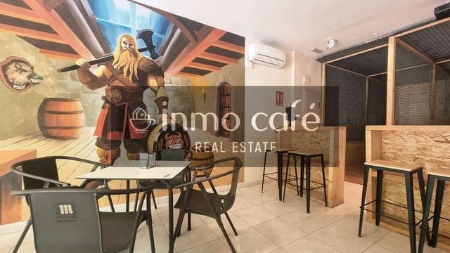 Kommersiell til salgs i Alicante by med garasje - € 123 000 (Ref: 9979158)