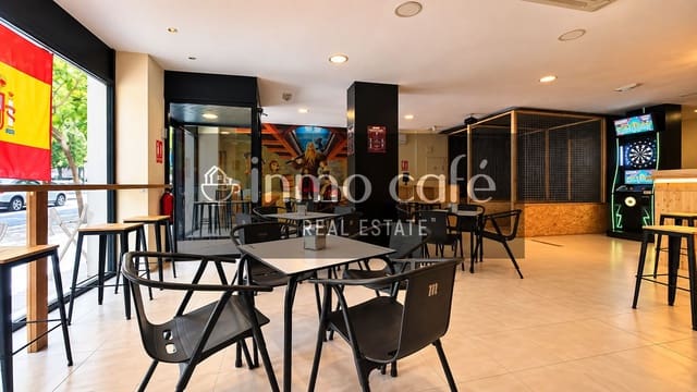 Commercieel te koop in Alicante stad met garage - € 123.000 (Ref: 9979158)