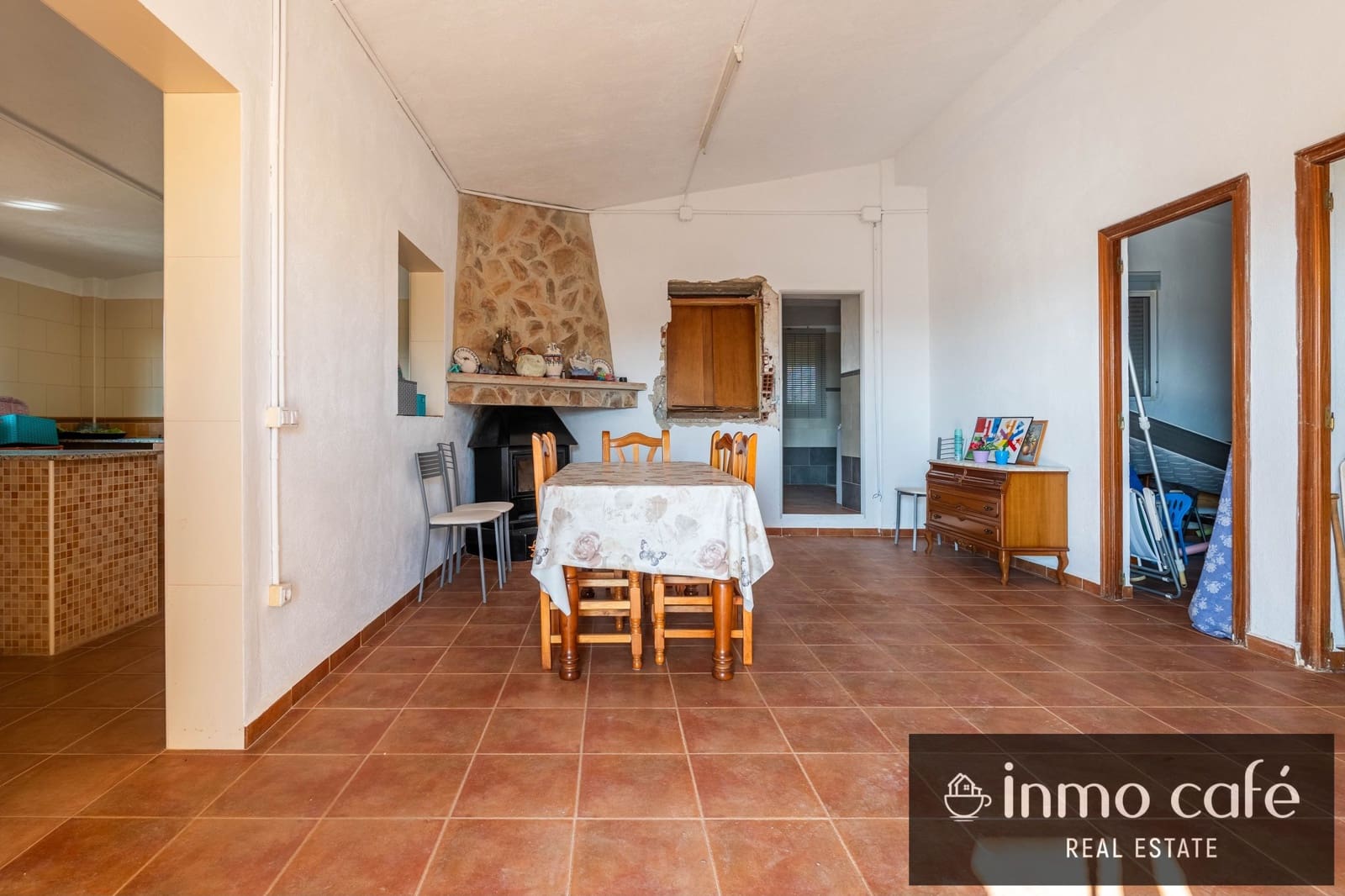 2 slaapkamer Finca/Landhuis te koop in Montesa met zwembad - € 86.000 (Ref: 9994692)
