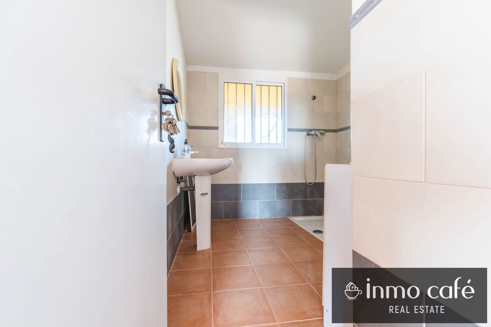 2 slaapkamer Finca/Landhuis te koop in Montesa met zwembad - € 86.000 (Ref: 9994692)