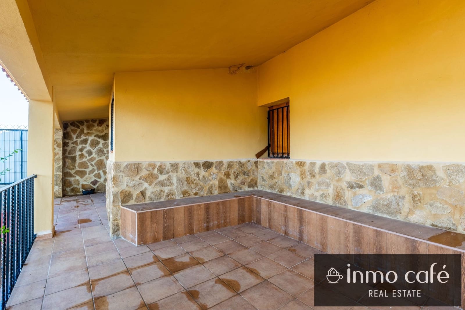 2 slaapkamer Finca/Landhuis te koop in Montesa met zwembad - € 86.000 (Ref: 9994692)