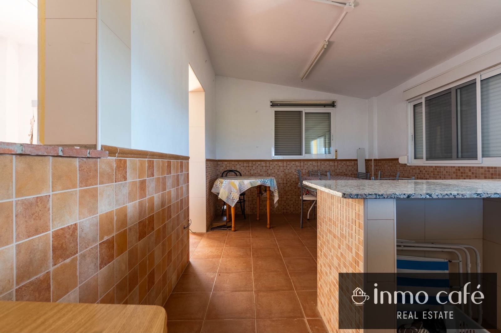 2 slaapkamer Finca/Landhuis te koop in Montesa met zwembad - € 86.000 (Ref: 9994692)