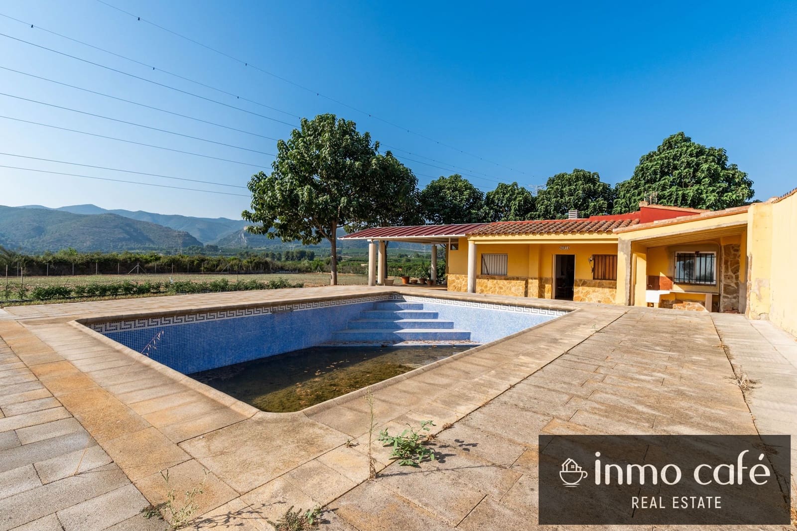 2 slaapkamer Finca/Landhuis te koop in Montesa met zwembad - € 86.000 (Ref: 9994692)