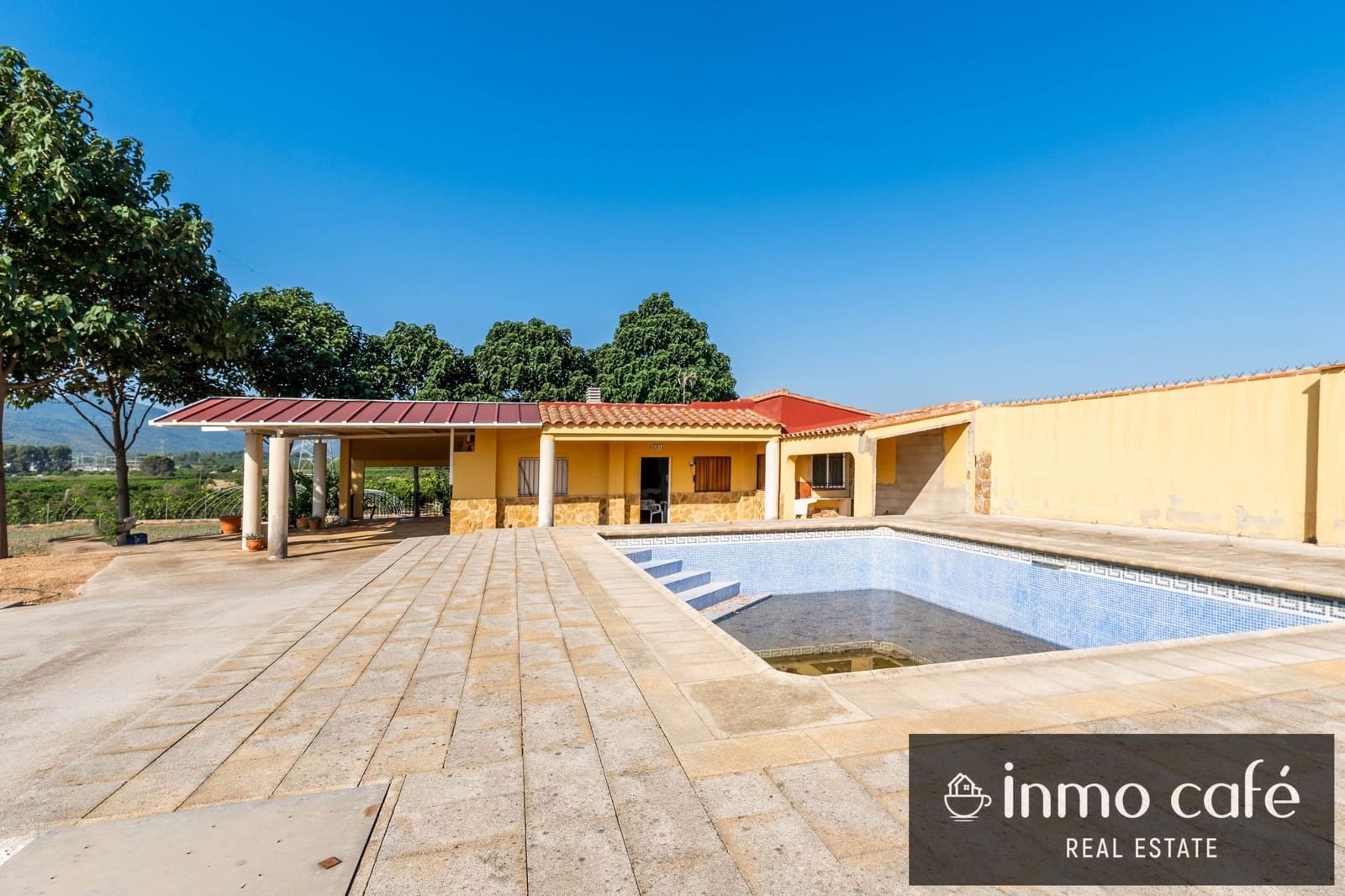 2 slaapkamer Finca/Landhuis te koop in Montesa met zwembad - € 86.000 (Ref: 9994692)
