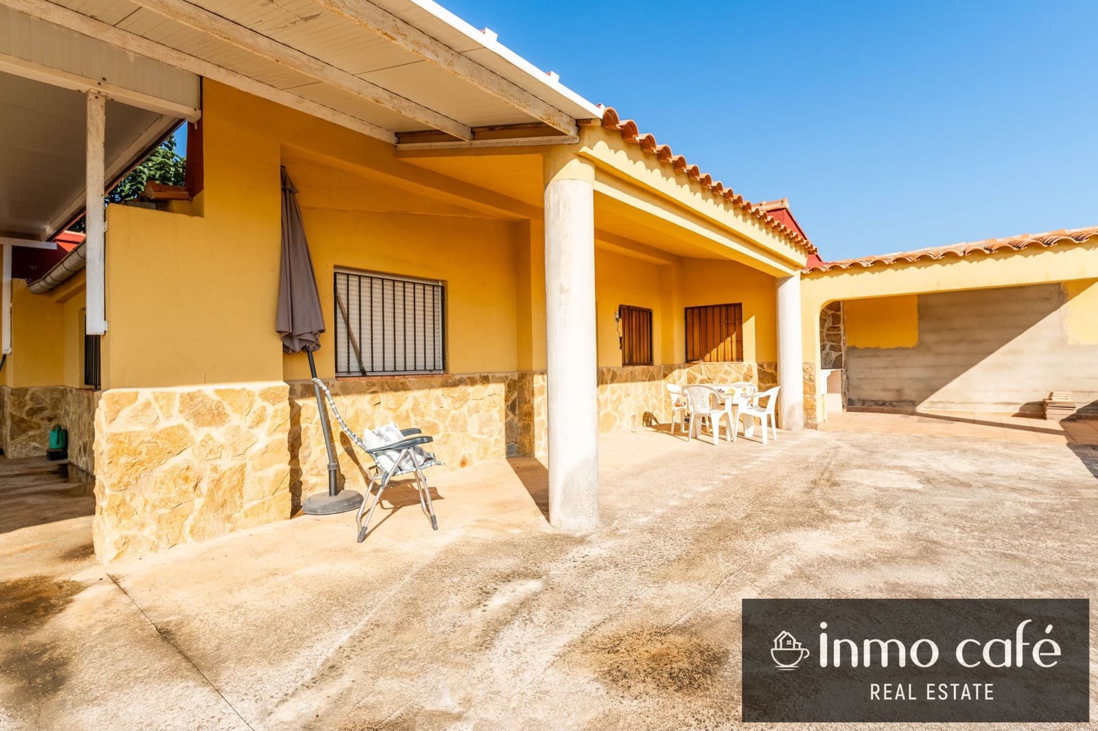2 slaapkamer Finca/Landhuis te koop in Montesa met zwembad - € 86.000 (Ref: 9994692)