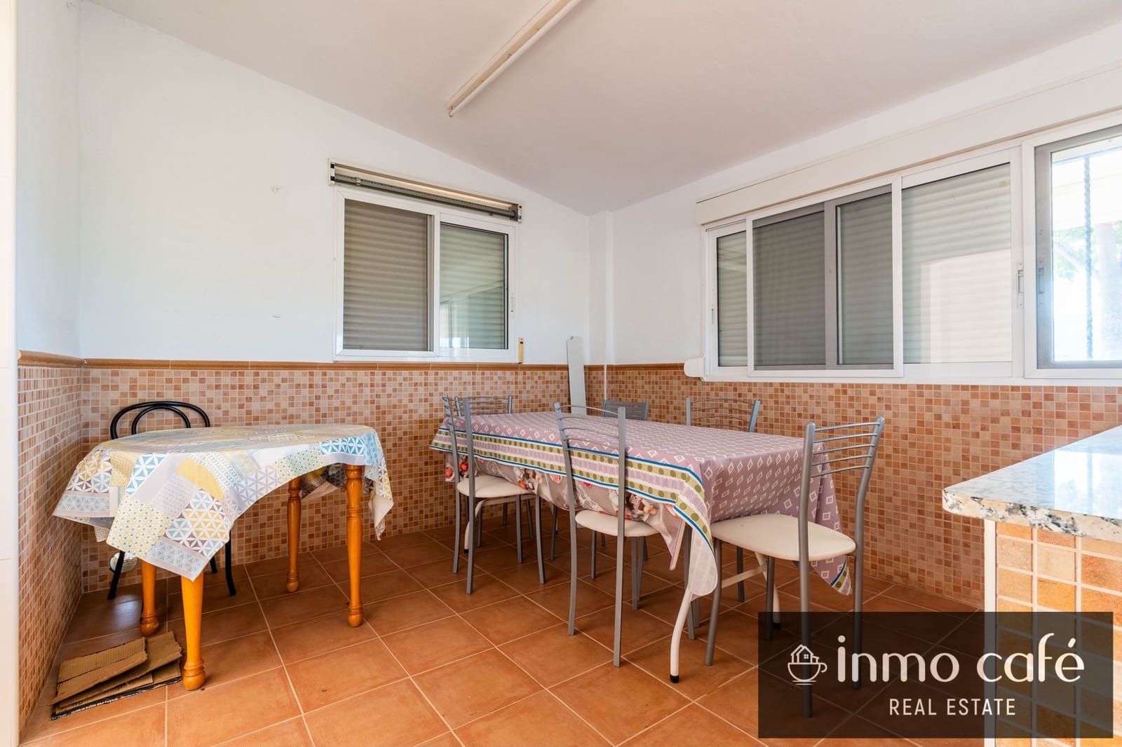 2 slaapkamer Finca/Landhuis te koop in Montesa met zwembad - € 86.000 (Ref: 9994692)