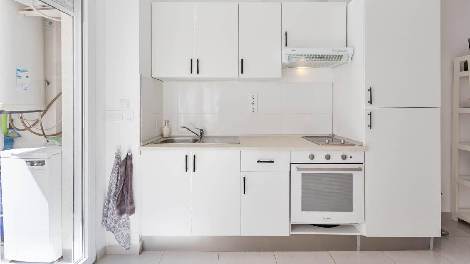 1 makuuhuone Yksiö vuokrattavana paikassa Torrevieja mukana uima-altaan - 2 000 € (Ref: 10004847)
