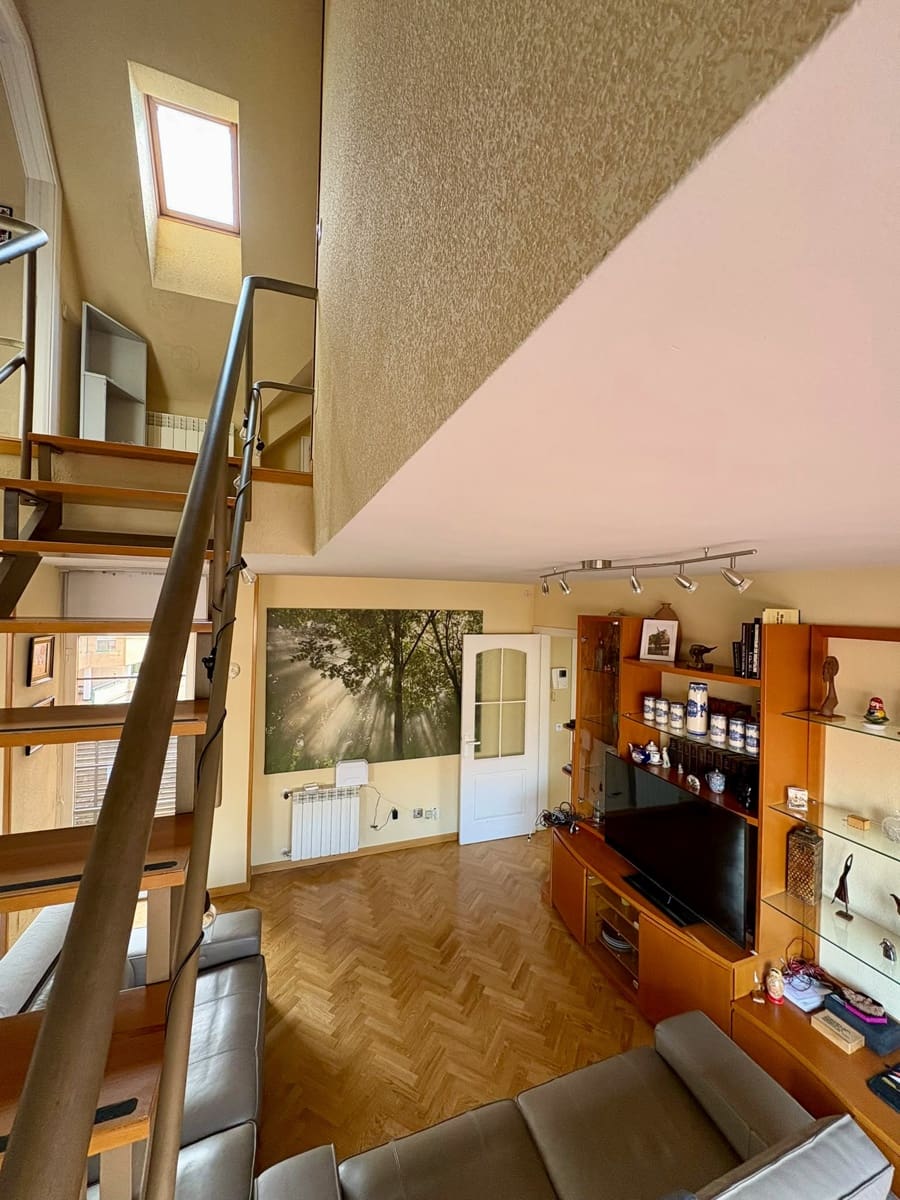 3 sovrum Takvåning att hyra i Madrid stad med garage - 2 400 € (Ref: 10051996)