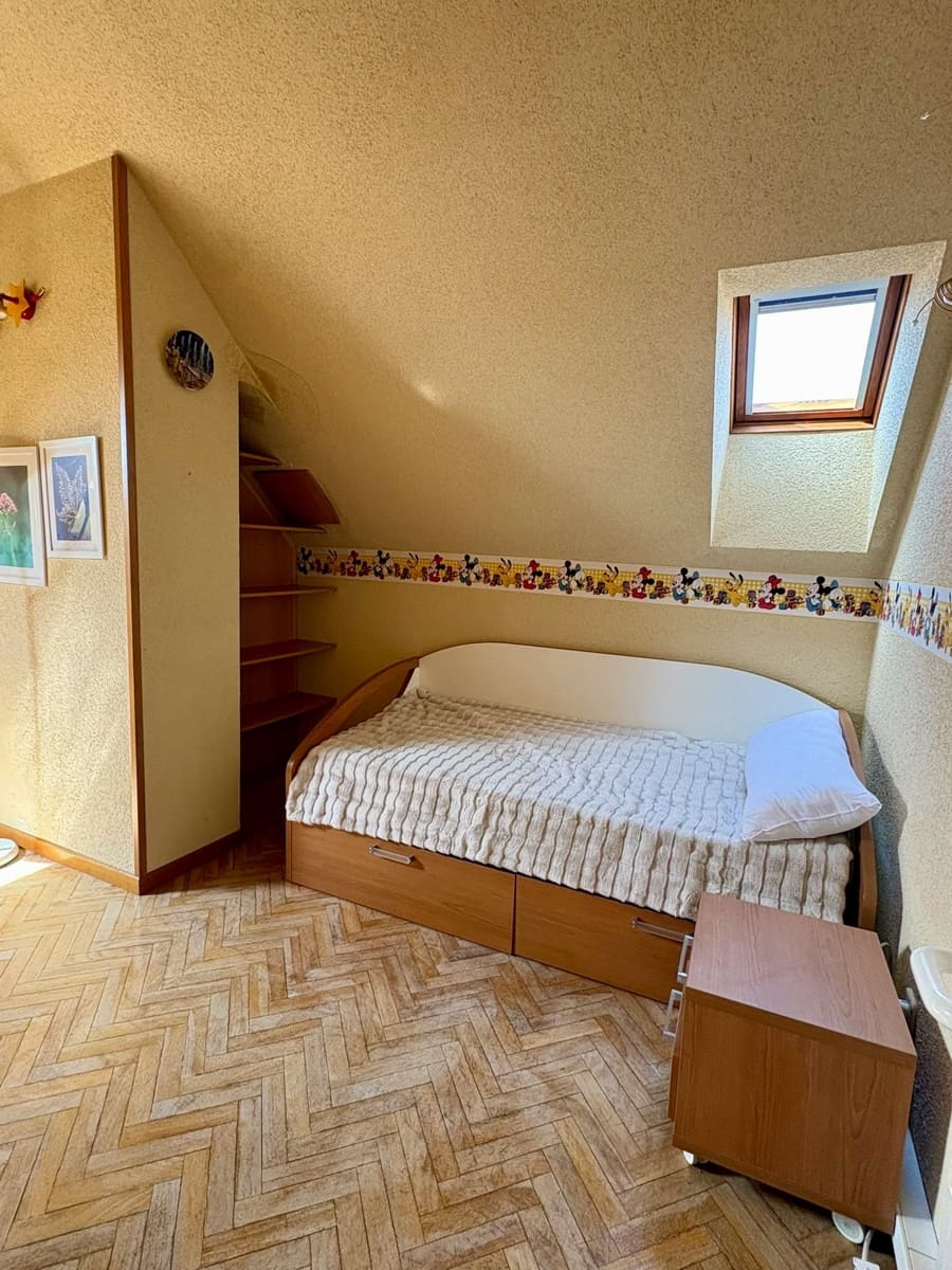 3 sovrum Takvåning att hyra i Madrid stad med garage - 2 400 € (Ref: 10051996)