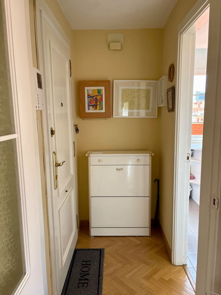 3 sovrum Takvåning att hyra i Madrid stad med garage - 2 400 € (Ref: 10051996)