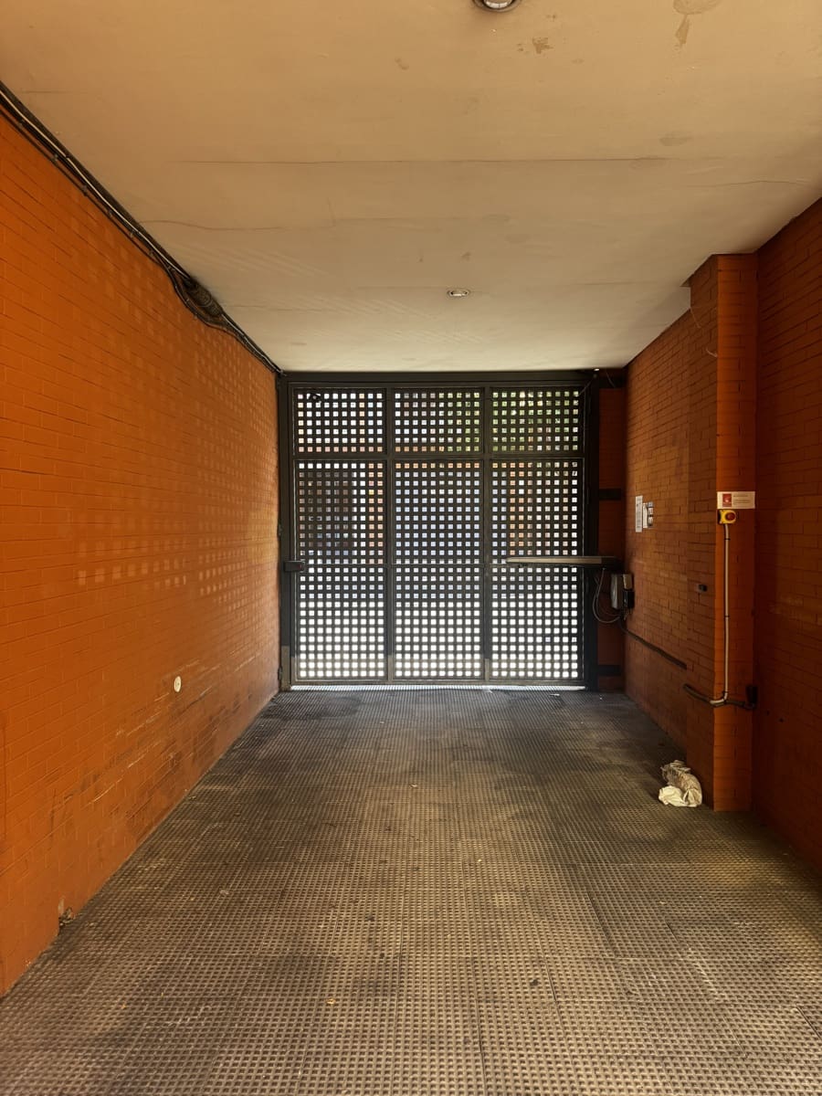 3 soveværelse Penthouse til leje i Madrid by med garage - € 2.400 (Ref: 10051996)